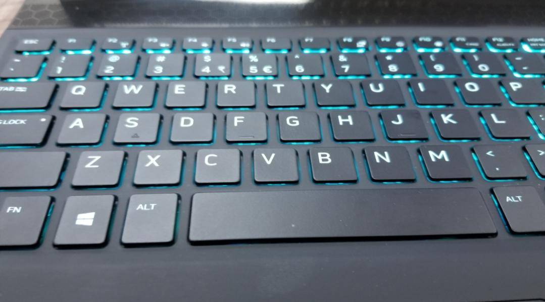 m15笔记本测评,外星人m15笔记本哪一款值得入手