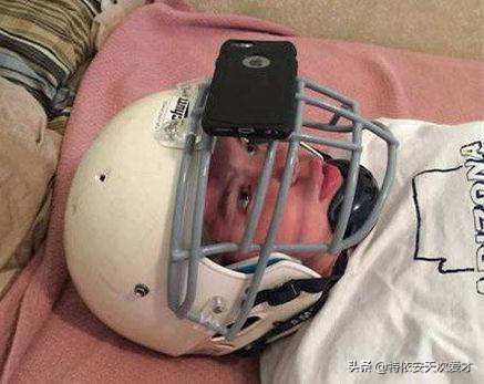 各大足球球星用的手机,足球世界豪强