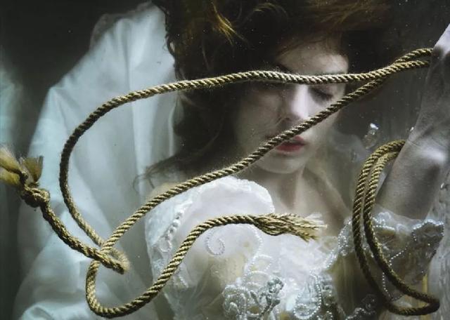 偏执极端型人格的爱情太可怕,不同型人格的爱情