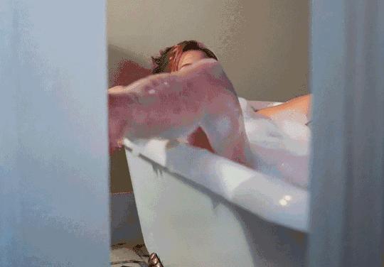 适合女生的沐浴露清新好闻 (适合春夏的沐浴露推荐)