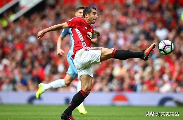 十大足球球星小帅哥,十大足球小将排行