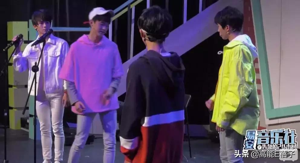 李飞与黄锐在哪年分开,李飞与黄锐大结局