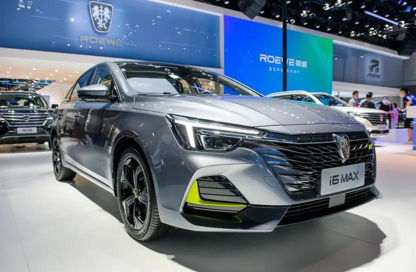 荣威的车质量怎么样，小毛病多吗？