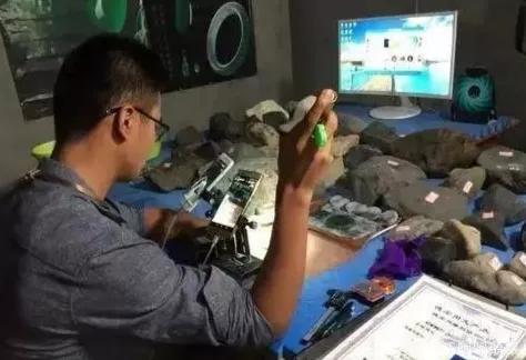 去直播间里买的料子怎么卖呀,直播间避坑指南翡翠