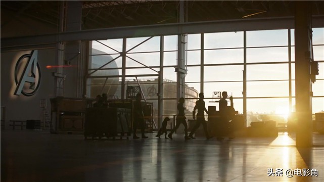 看完惊奇队长下一个该看什么,惊奇队长有多少次陷入生命危险