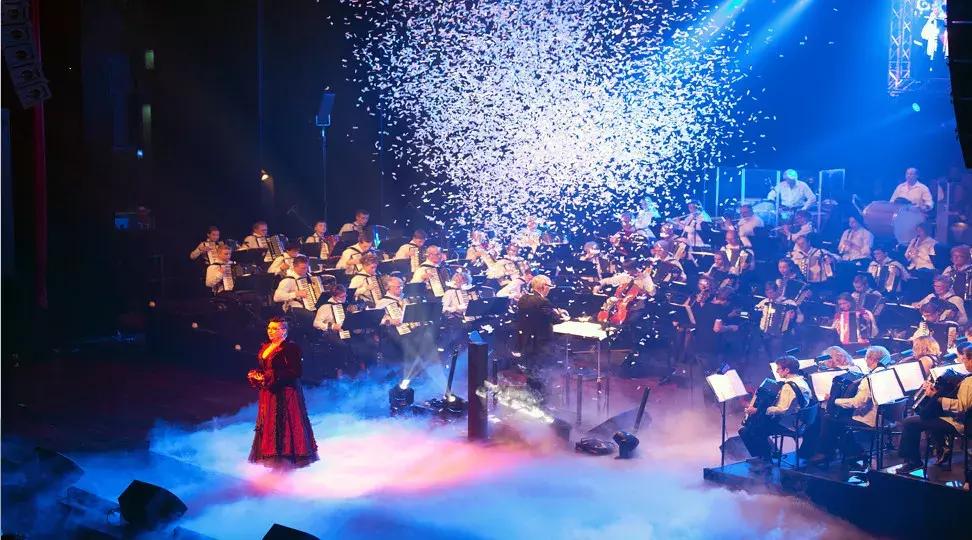 烟花篝火狂欢夜,烟花篝火跨年