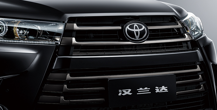 汉兰达骑士版实车,2022丰田汉兰达顶配七座黑武士