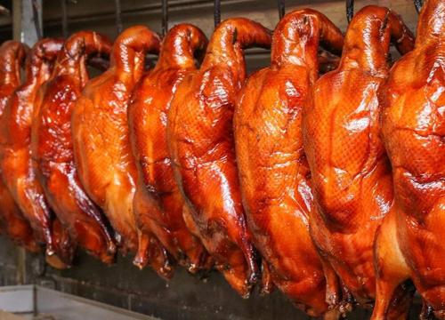 为什么鸭肉煮出来有膻味,烤好的鸭肉再怎么弄没有膻味