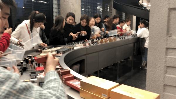 网红美妆店有假的吗,网红美妆店小样