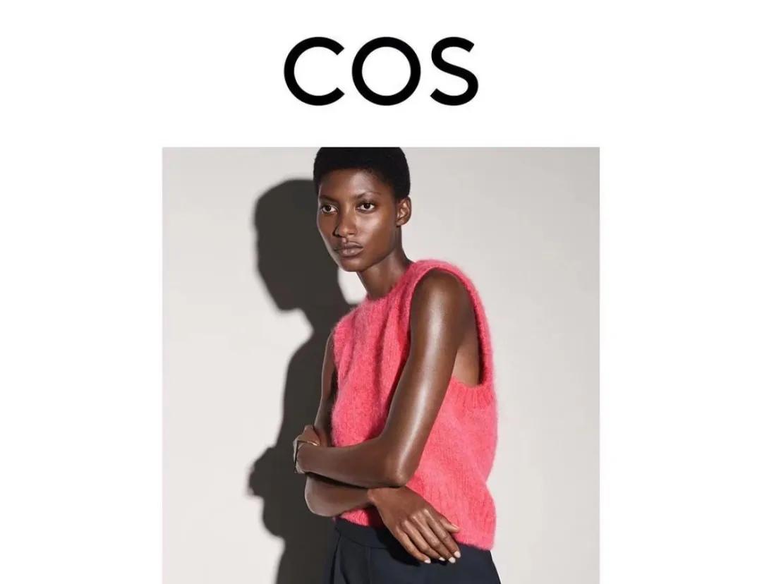 COS换logo引争议；北京SKP回应被投诉卖假货