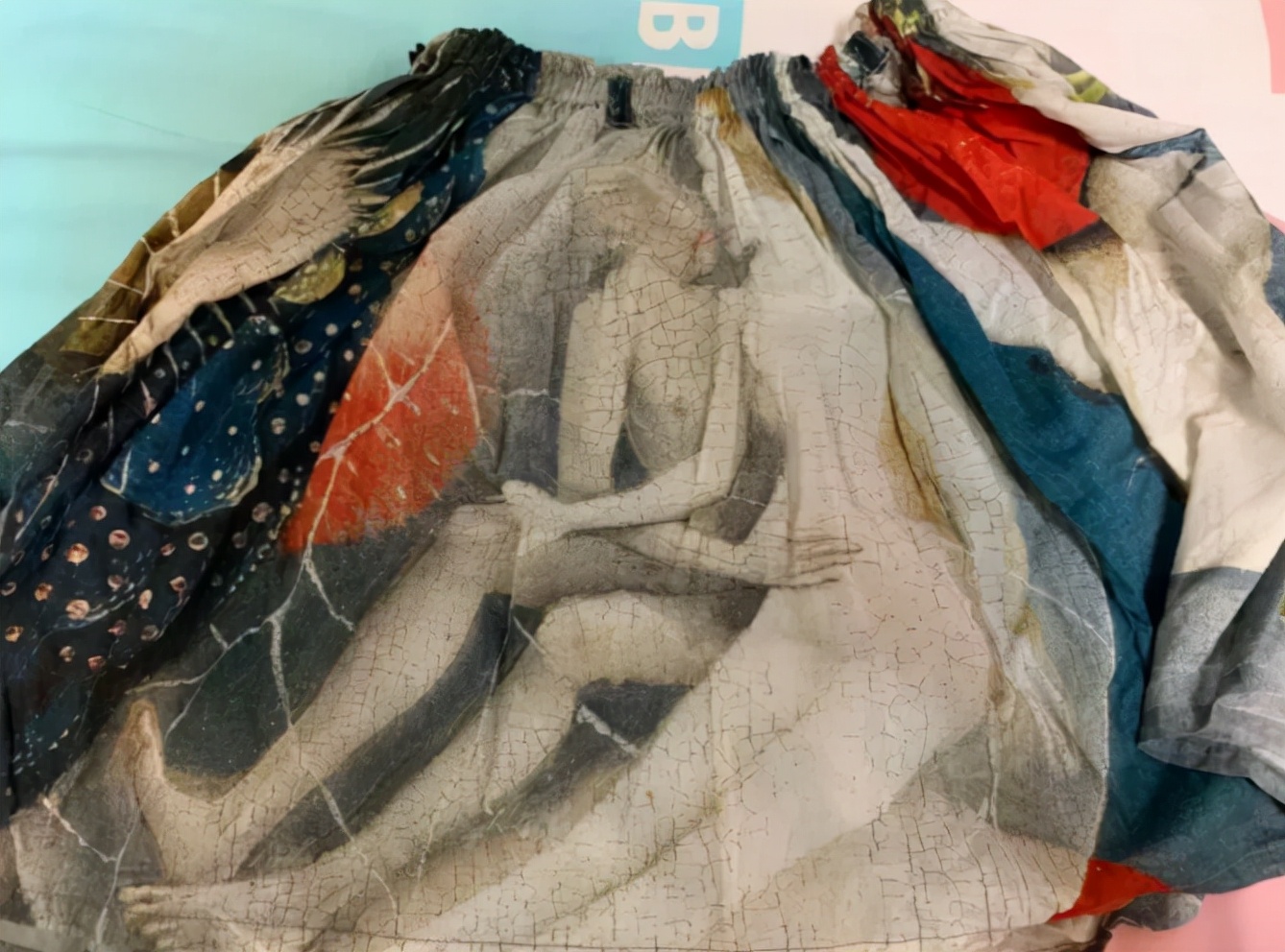 江南布衣童装引发争议,江南布衣童装不良设计遭用户声讨