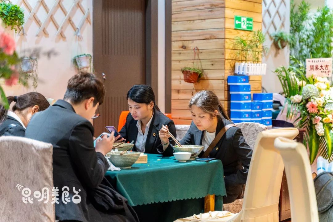 昆明最大的食堂,昆明最隐秘的食堂