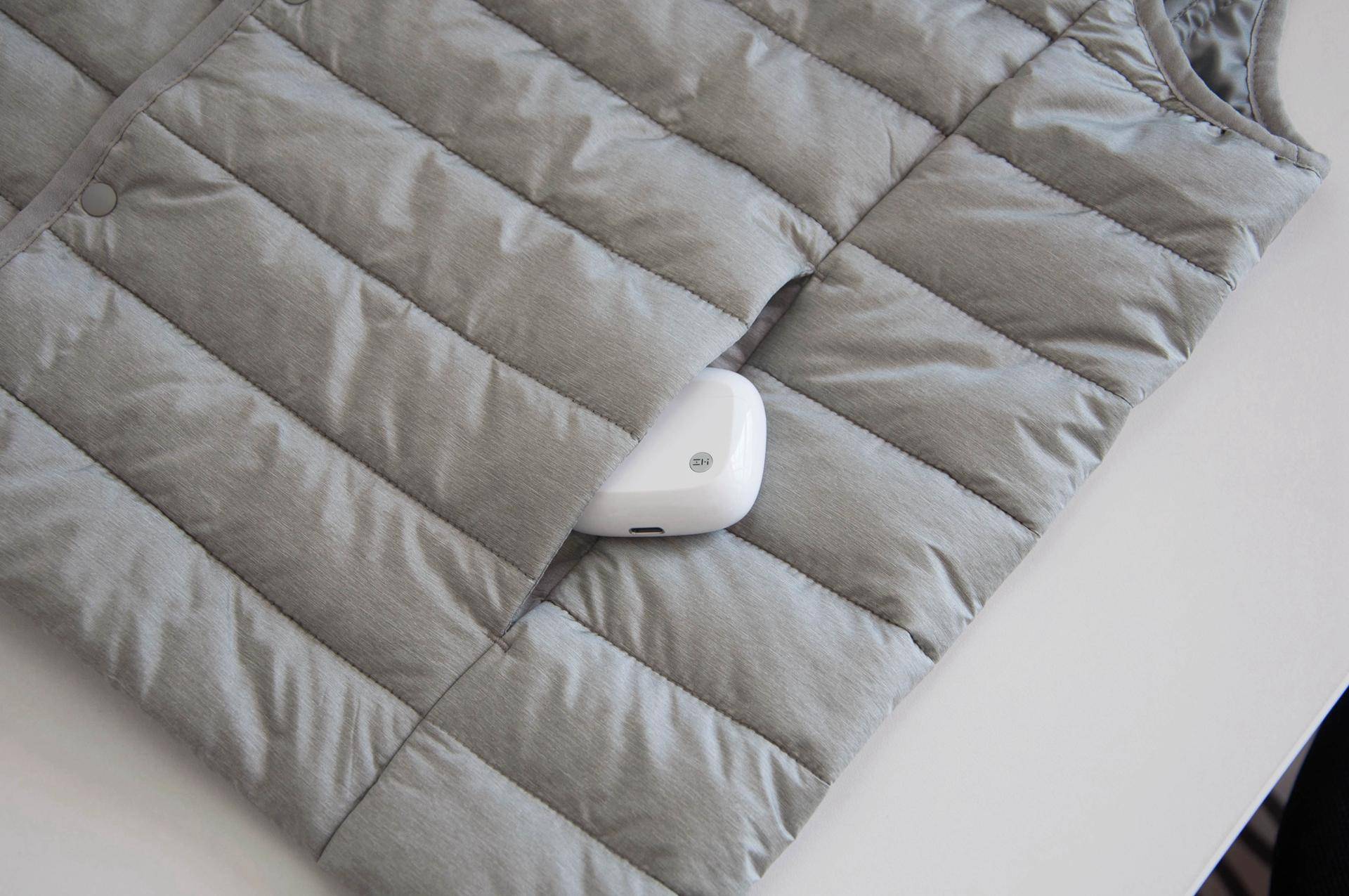 超保暖羽绒棉马甲红色,品牌加厚羽绒马甲含绒量90以上