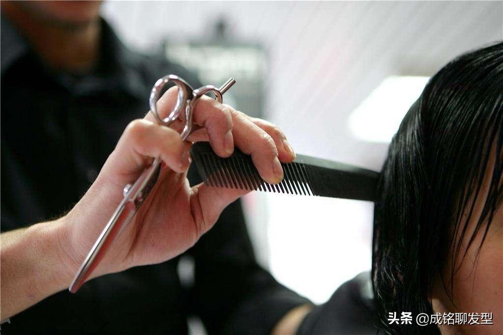 理发店到底靠什么挣钱,理发店为啥暴利还赚不到钱