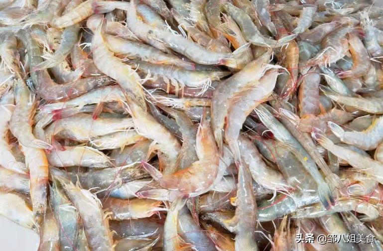 买大虾怎么挑选小技巧图片,大虾怎么挑选挑大的还是小的