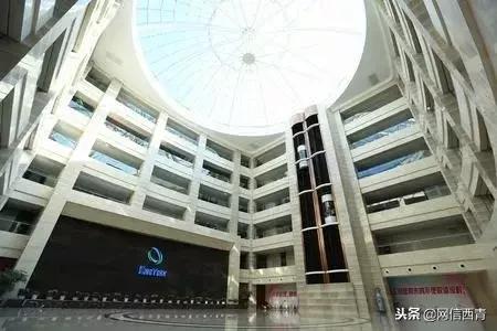 激荡四十年企业家曹德旺,激荡40年解读