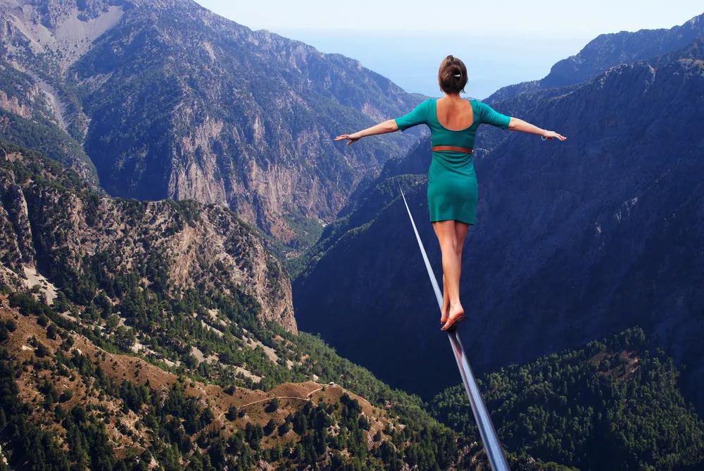 恐高就是胆小吗,恐高症胆子小怎么办呢