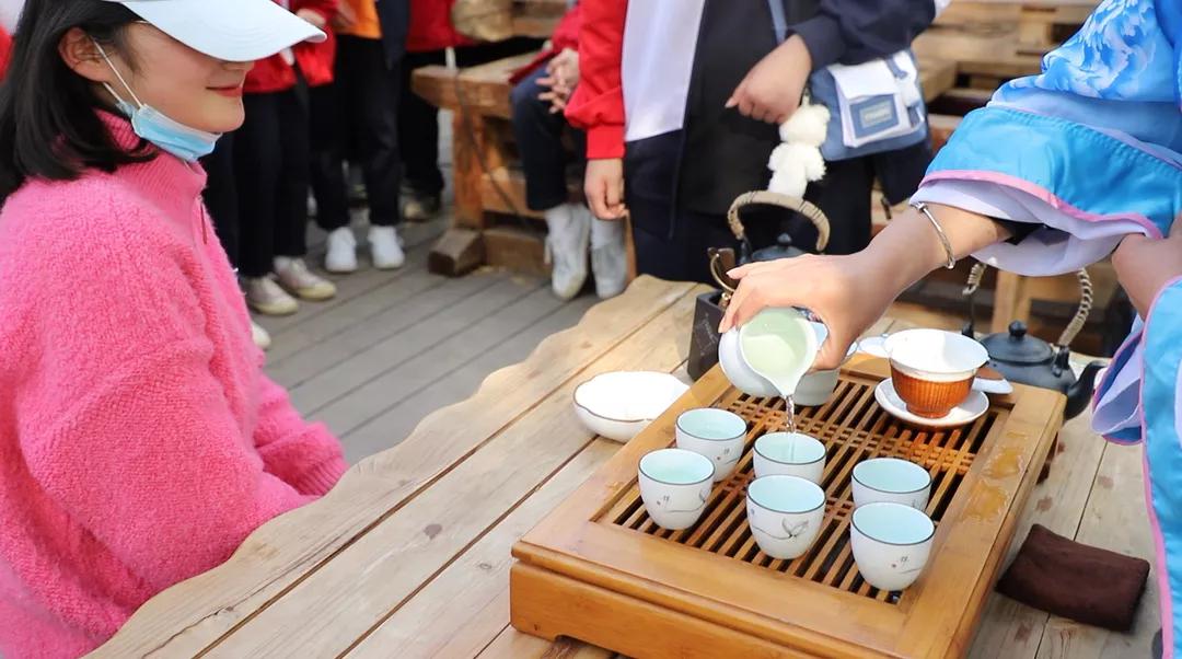 传承传统文化争当新时代好少年,继承革命传统争做新时代的好少年