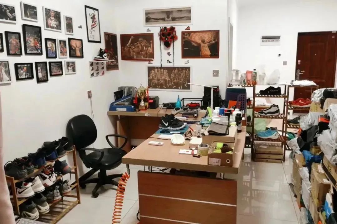 郑州90后男孩创业成功案例,郑州90后男孩创业干修鞋