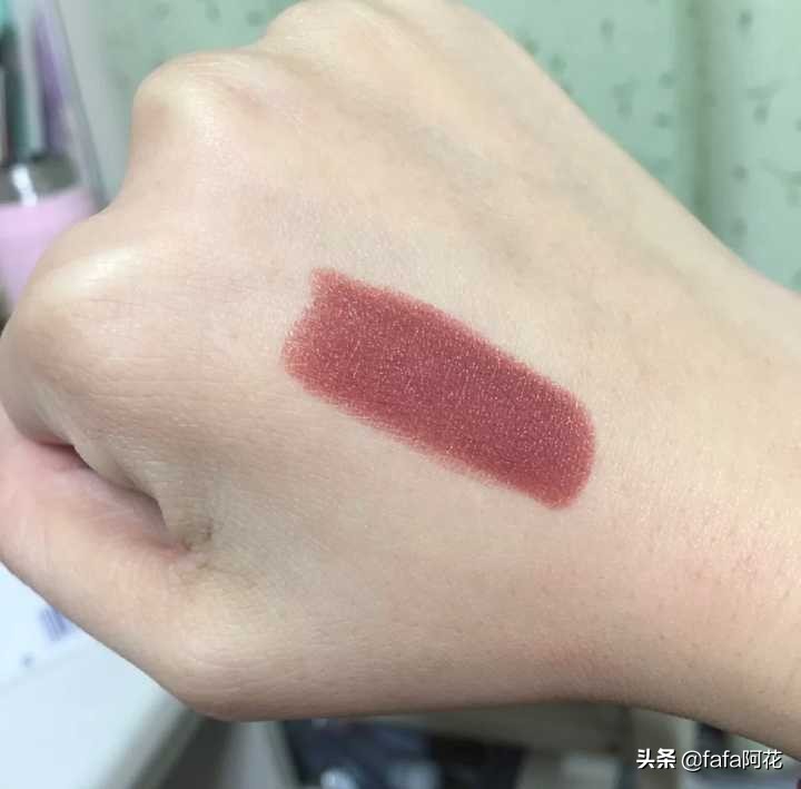 热门口红和冷门口红,赶紧收藏好用又实惠的国产好货