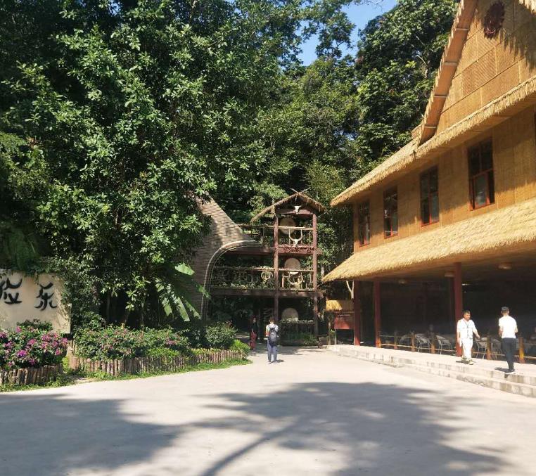 云南最美丽的民族,云南少数民族彝族风景