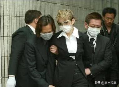 谁是挚爱谁是挚友？看她在生命中的最后一场演唱会唱了谁的歌？