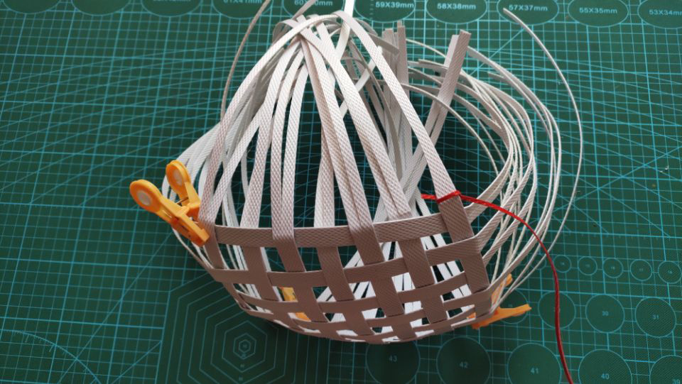 编篮子塑钢打包带,最简单的打包带编篮子教程