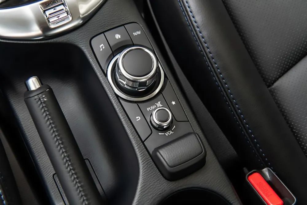 yaris浠锋牸,涓扮敯yaris缇庣増