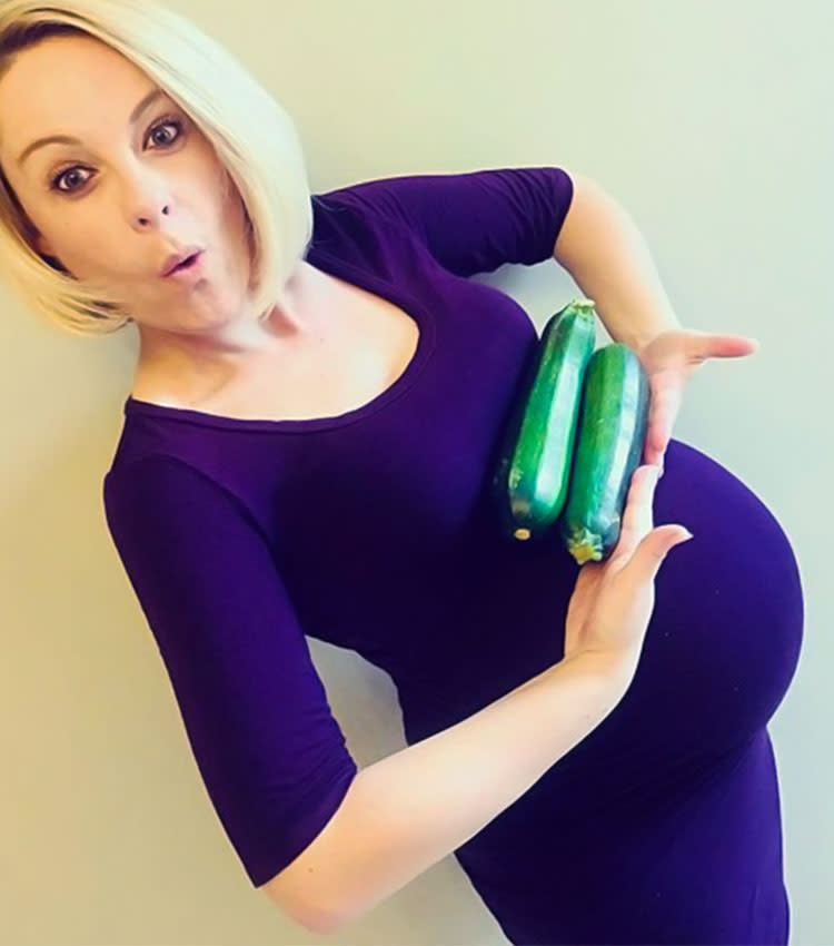 肚子里宝宝各种数据对照表,怎么看出肚子里宝宝有多大