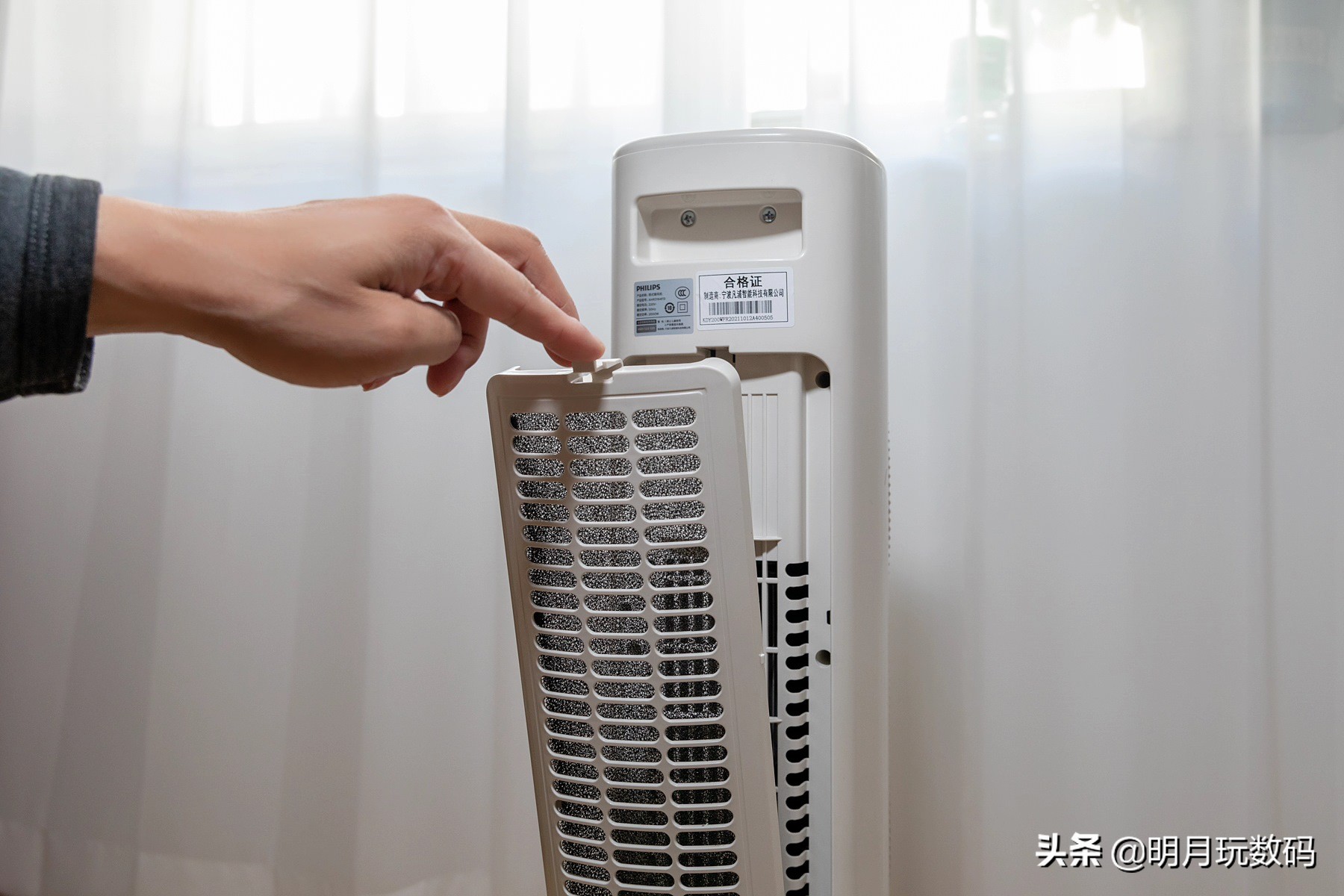 飞利浦石墨烯踢脚线取暖器暖风机,飞利浦冷暖两用塔式暖风机怎样