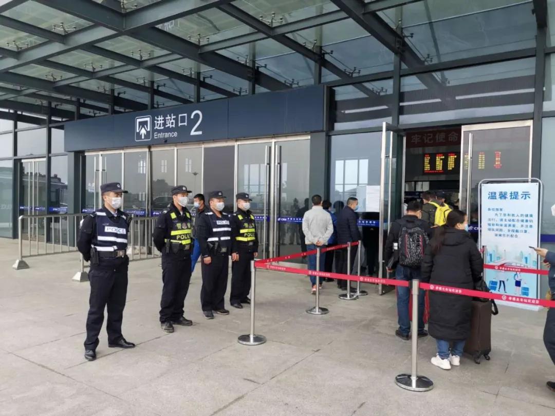 基层派出所强化清明节安保,县公安机关做好清明节安保工作