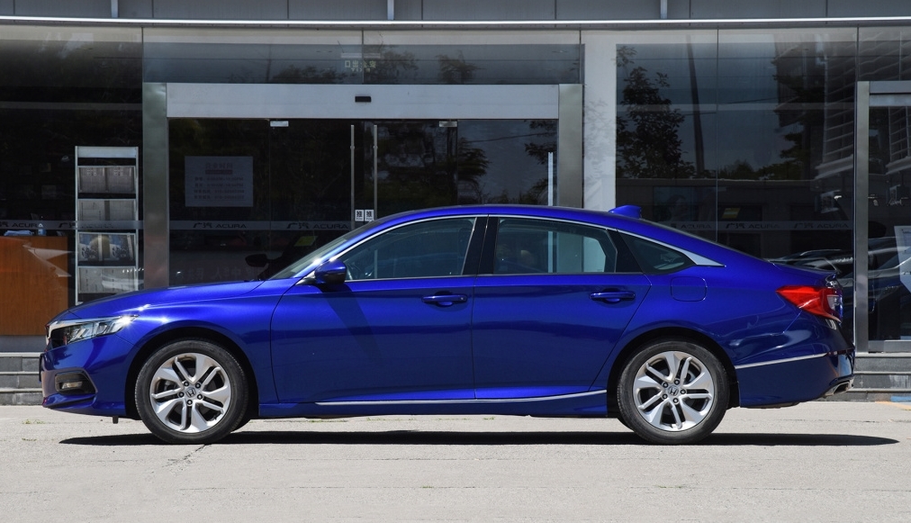 好多人说雅阁不好是真的吗,购买本田雅阁前的五大忠告