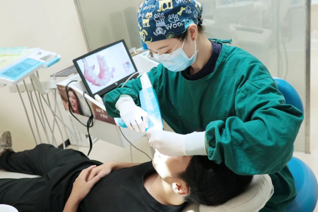 口腔门诊能不能看喉咙卡鱼刺,口腔科门诊可以拔鱼刺吗