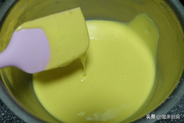 不用面粉做蛋糕只用鸡蛋和牛奶,低糖蛋糕的做法烤箱