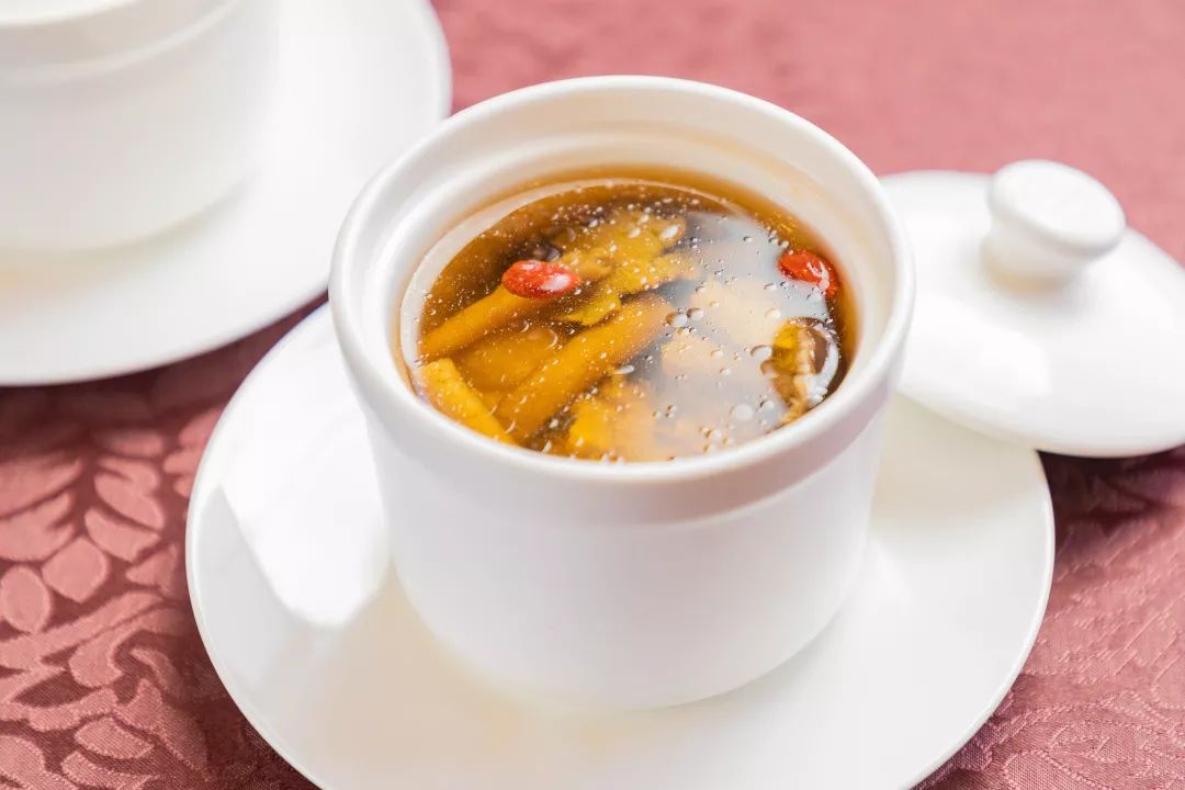 穿成熊样才保暖,穿成熊一样过冬