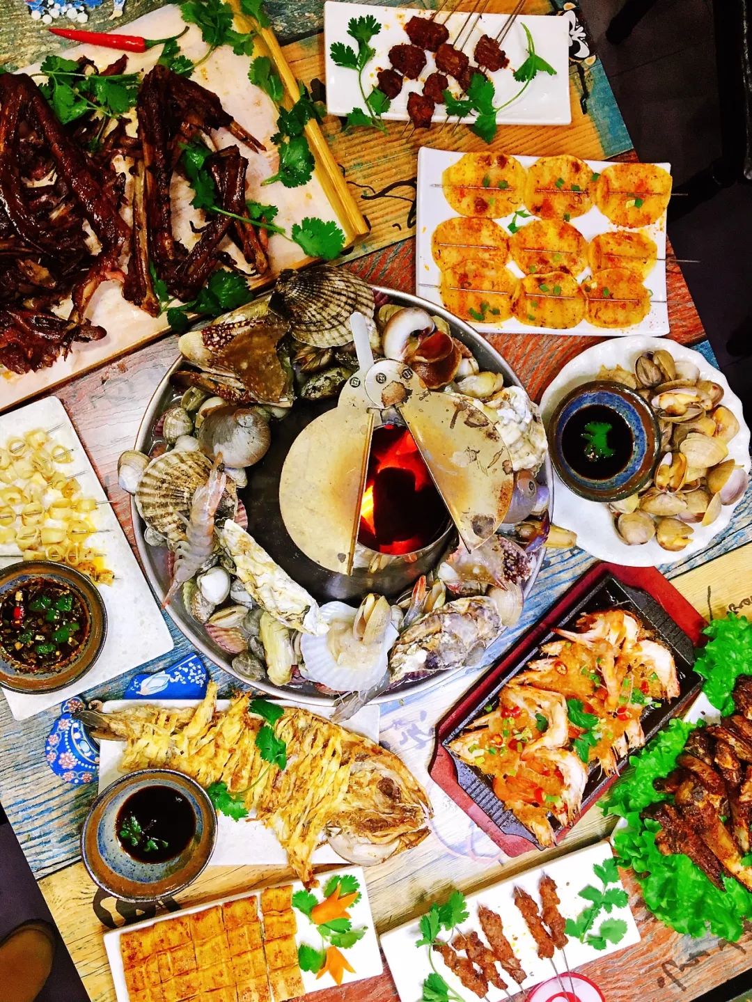 专注烤羊肉串三十年,自助烤串铜火锅