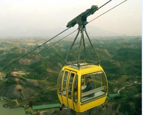 云旅游，宅家不无聊，看看岳阳石牛寨开春有多美