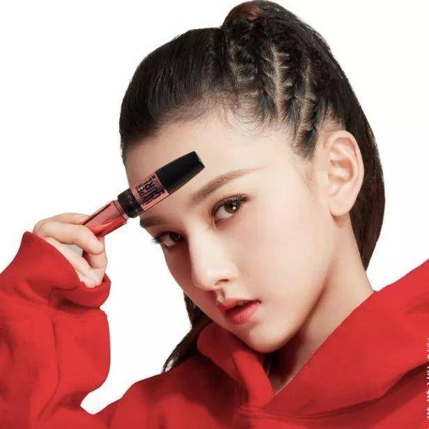 自从开始健身锻炼每天都很累,健身运动化妆