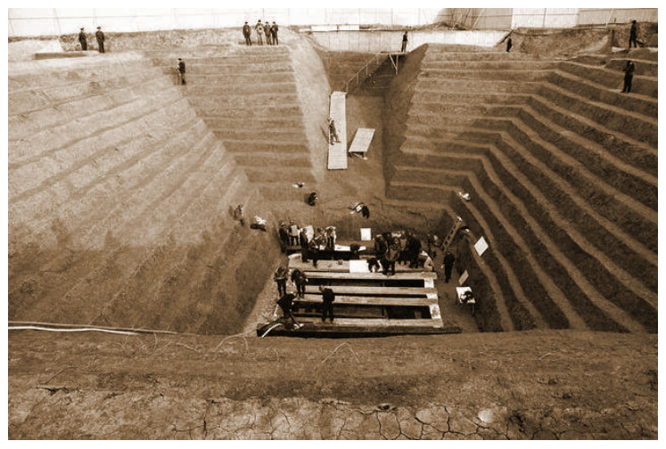 千年宝剑越王勾践剑出土视频,越王勾践剑历经千年仍寒光逼人