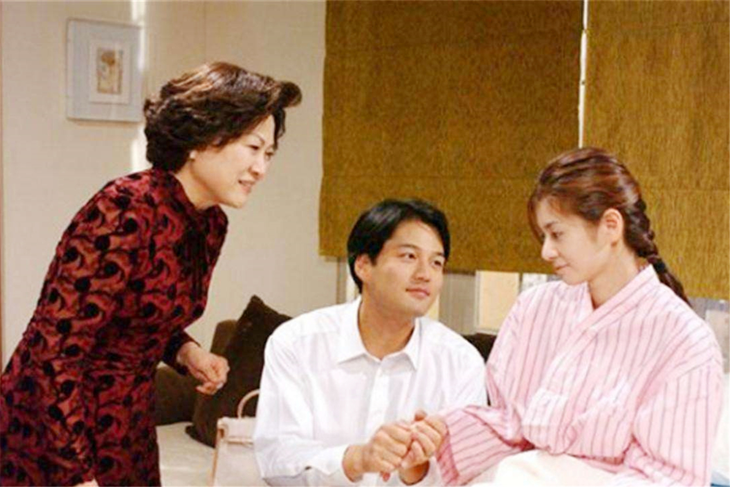 流产后坐小月子可以染头发么,流产坐小月子后可以用热水洗手吗