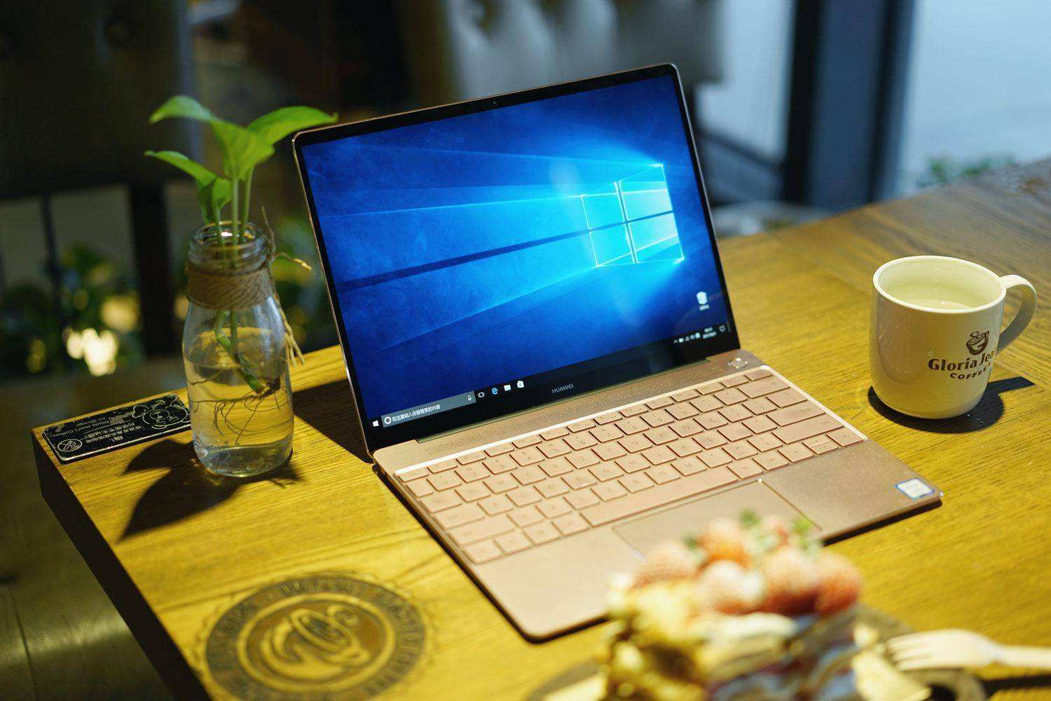 笔记本电脑开不开机一直黑屏,笔记本电脑开机黑屏连滴8声