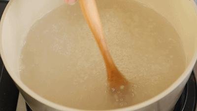 8个月宝宝食谱一日三餐,8个月宝宝一日三餐食谱表