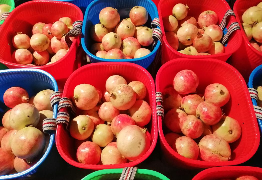 8月份最早上市水果,8月初成熟新品种桃