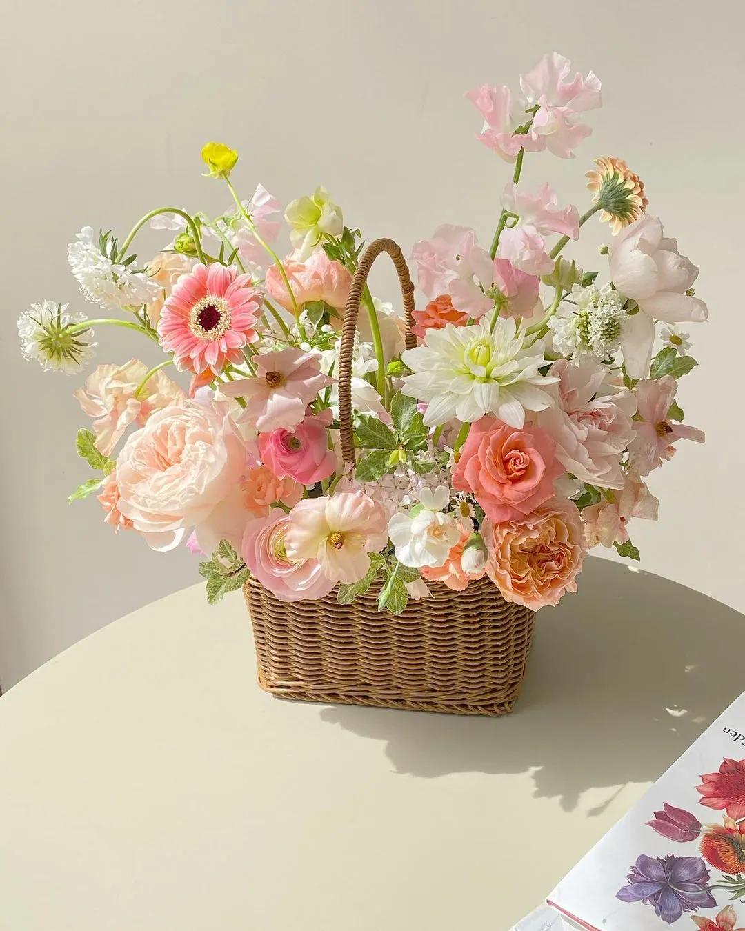 母亲节到了怎么做一束花送给妈妈,母亲节送给妈妈一束花特别简单的