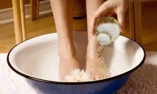 夏季脚怎么护理,夏季脚趾甲