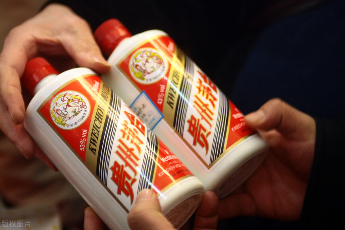 沪深300指数基金挑选哪个场内基金,沪深300指数基金属于什么类型基金