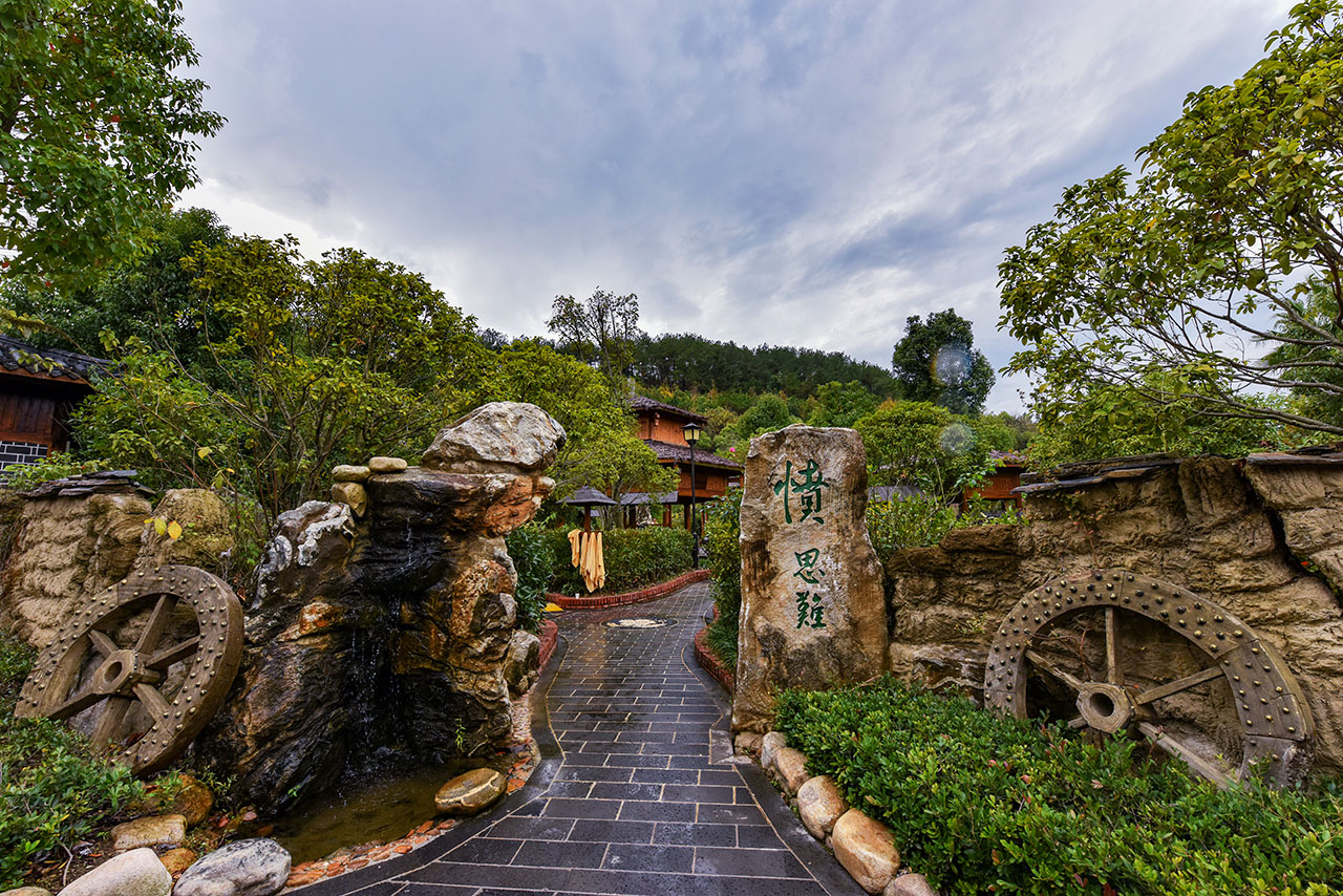 湖北罗田三里畈温泉景区,武汉三里畈温泉