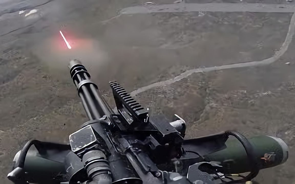 火力不足恐惧症特效药！这挺机枪射速6000发/分，800米内无人生还