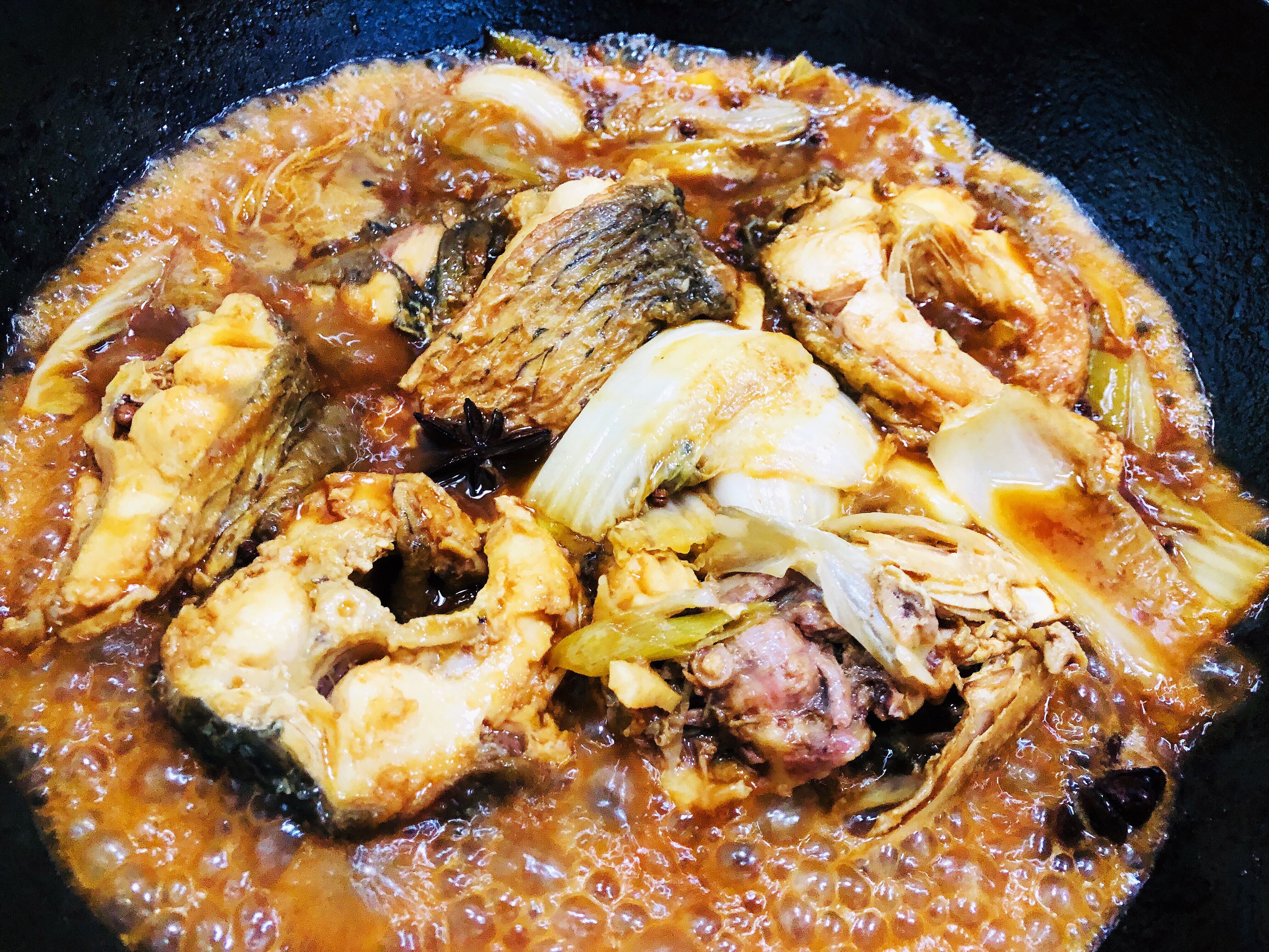 草鱼搭配金针菇白菜怎么炖好吃,白菜豆腐炖草鱼正宗做法