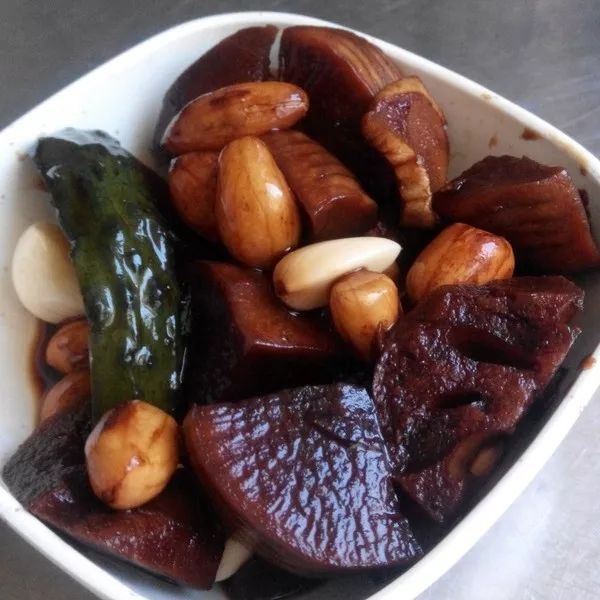 老北京六必居酱菜酱萝卜,老北京六必居的八宝酱菜